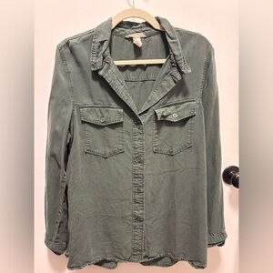 H&M Dark Green Shirt